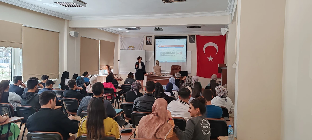 ÇUMRA MYO 3. MEZUN KARİYER GÜNLERİ GERÇEKLEŞTİRİLDİ